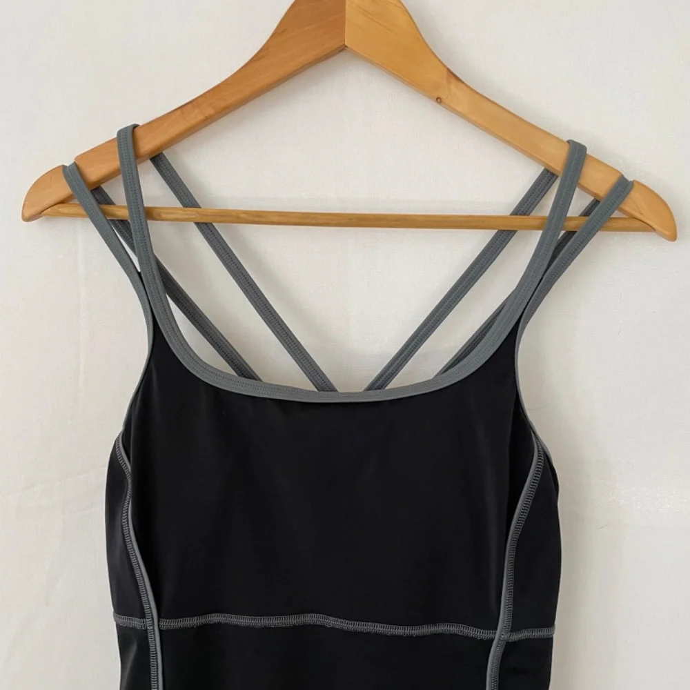 LAND'S END Women's Size 10D Tankini Black Gray Crisscross Straps